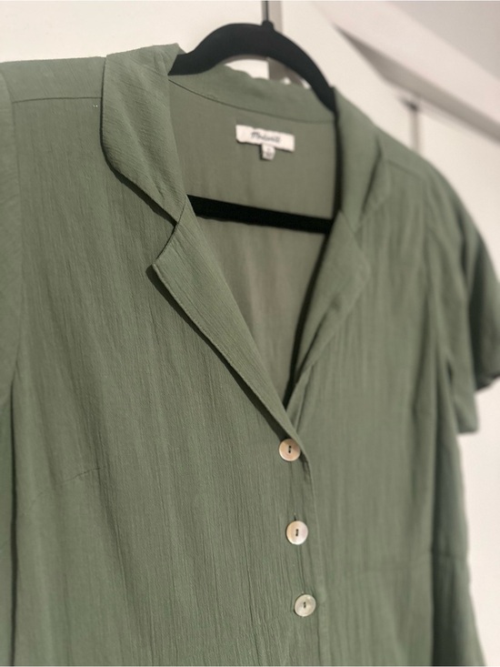 Madewell Dresses & Skirts - Madewell Olive Green Short-Sleeve Button-Front Dress